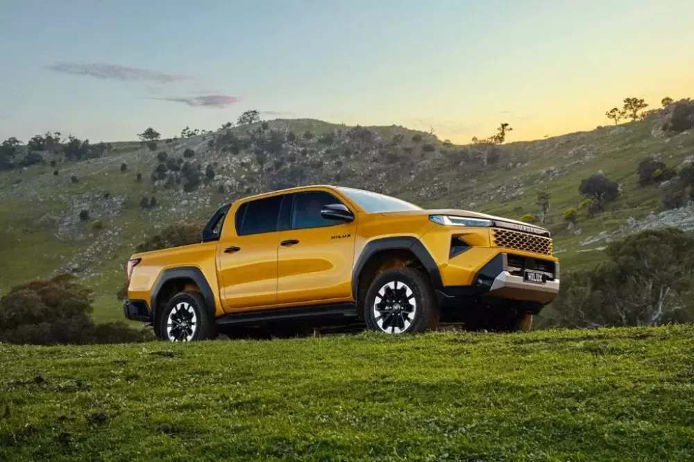 doanh-so-xe-ban-tai-thang-8-2026-toyota-hilux-5df4 Toyota Hilux