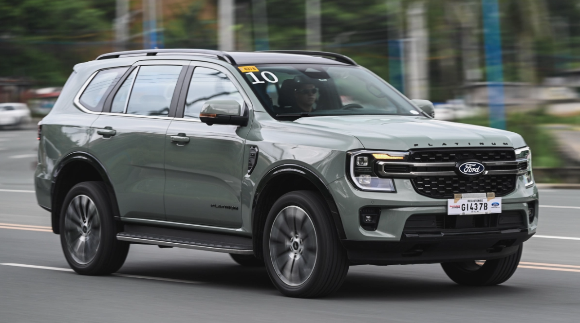 Ford Everest Platinum 7.png Ford Everest Platinum 7.png