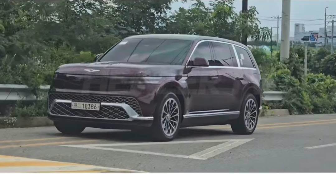 Genesis GV90 2.jpg Genesis GV90 2.jpg