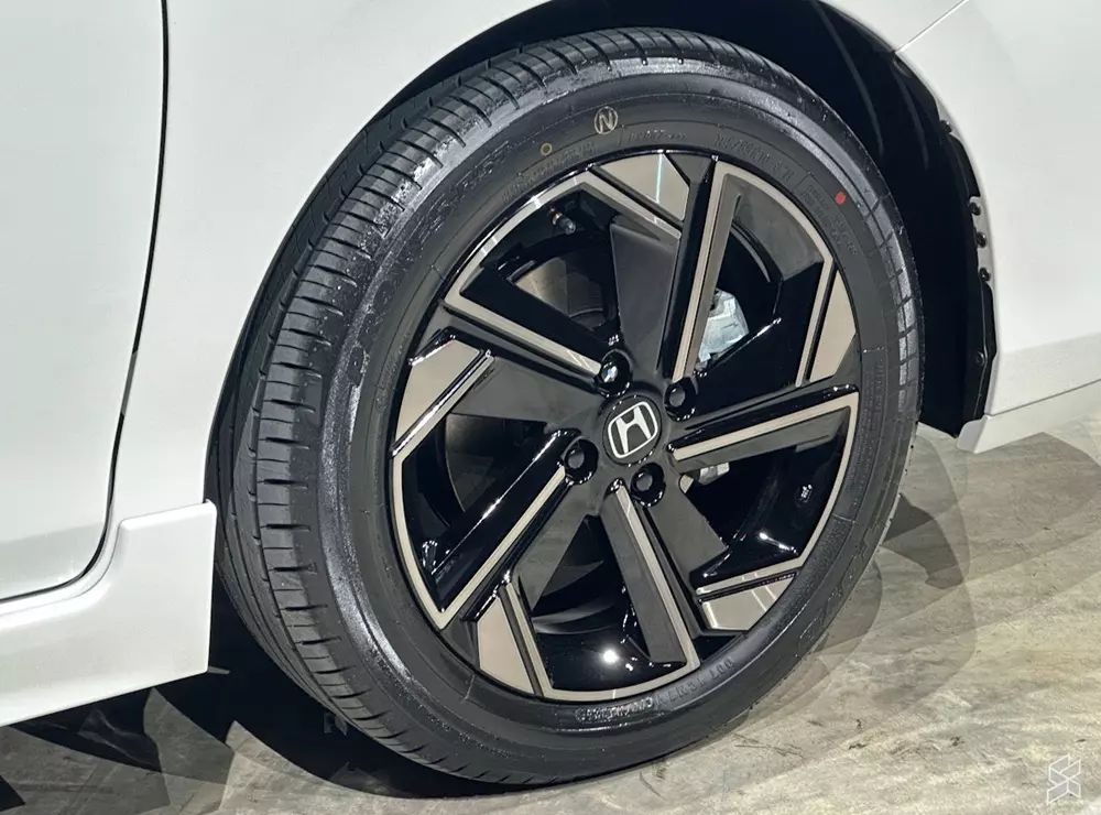 honda-city-2026-13-c06b Honda City 2026 tiếp tục ra mắt Đông Nam Á với diện mạo mới và trang bị nâng cấp, chờ ngày về Việt Nam - Ảnh 6.
