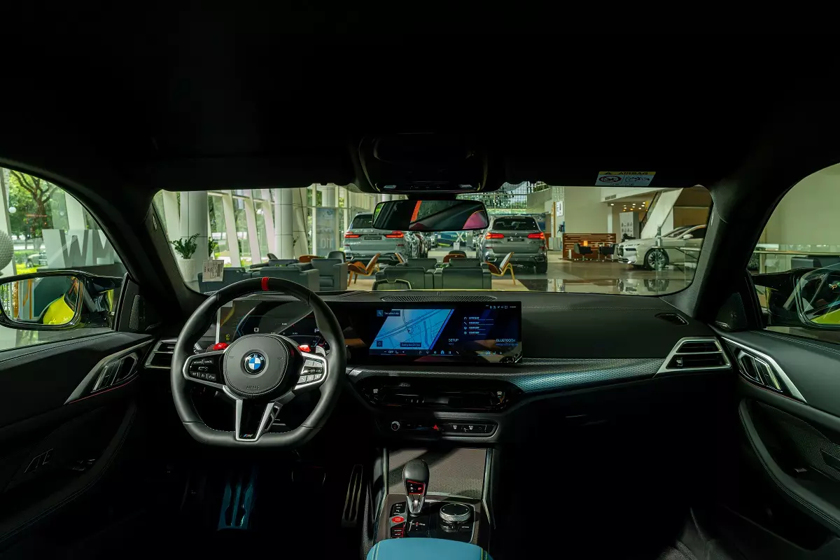 huy03084-8d27 Đắt nhất trong bộ ba BMW M vừa ra mắt Việt Nam, M4 giá 5,599 tỷ đồng sẽ có gì? - Ảnh 11.