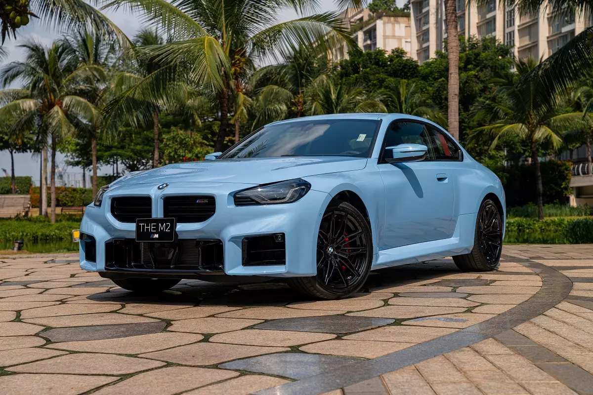 huy03222-120d Chi tiết BMW M2 giá từ 4,099 tỷ đồng, mạnh 480 mã lực tại Việt Nam - Ảnh 1.