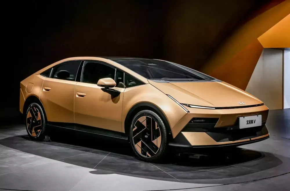 hyundai-ioniq-v-2-9351 Hyundai Ioniq V ra mắt tại Trung Quốc trước khi mở bán trên toàn cầu - Ảnh 2.