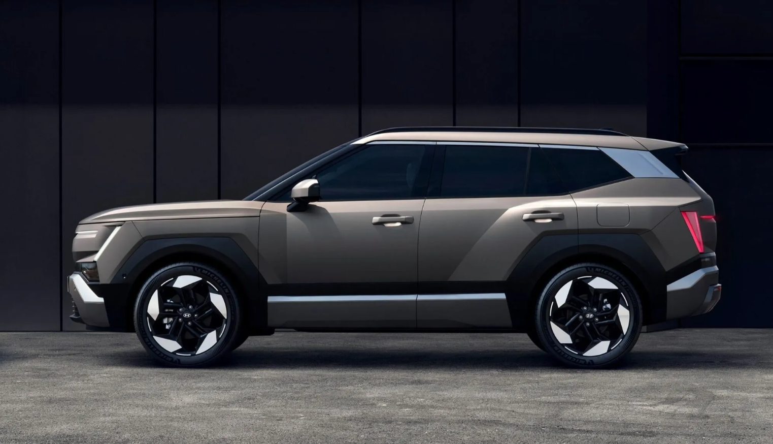 Hyundai-Tucson-MY27 2.png Hyundai-Tucson-MY27 2.png