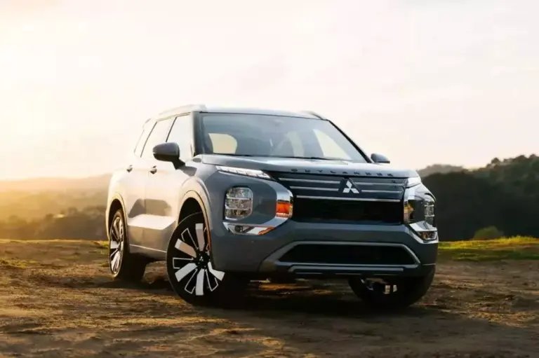 Mitsubishi Outlander thế hệ mới sắp được bán ở Việt Nam, giá dự kiến cao hơn Destinator