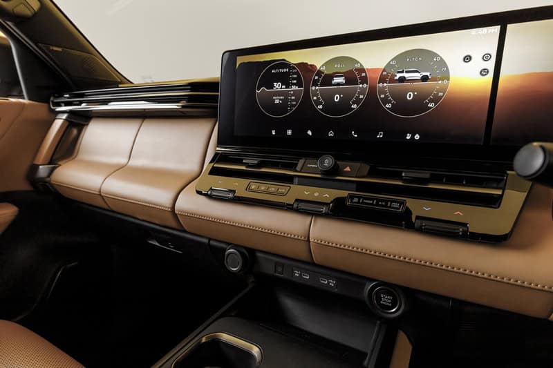 Mitsubishi_PAJERO_official_059.jpg Mitsubishi_PAJERO_official_059.jpg