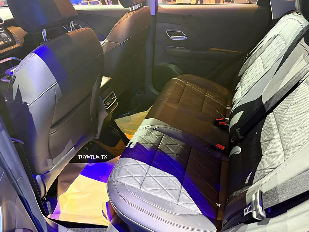 MG ZS thế hệ mới chính thức được giới thiệu tại Việt Nam, giá cao hơn đời cũ - Ảnh 8.