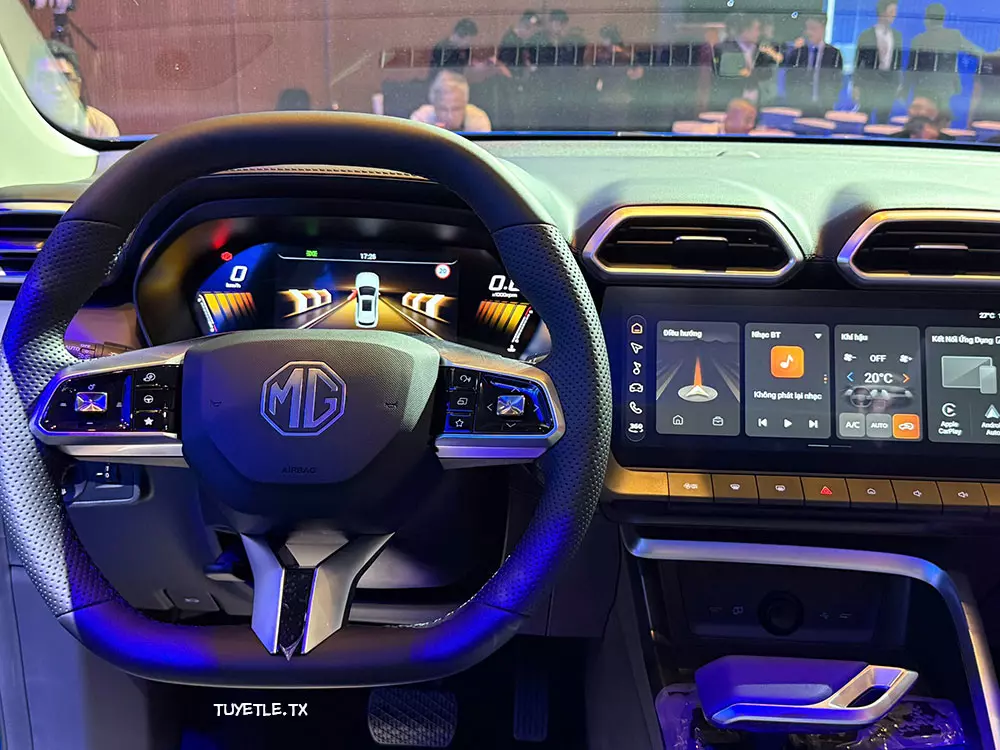 MG ZS thế hệ mới chính thức được giới thiệu tại Việt Nam, giá cao hơn đời cũ - Ảnh 6.