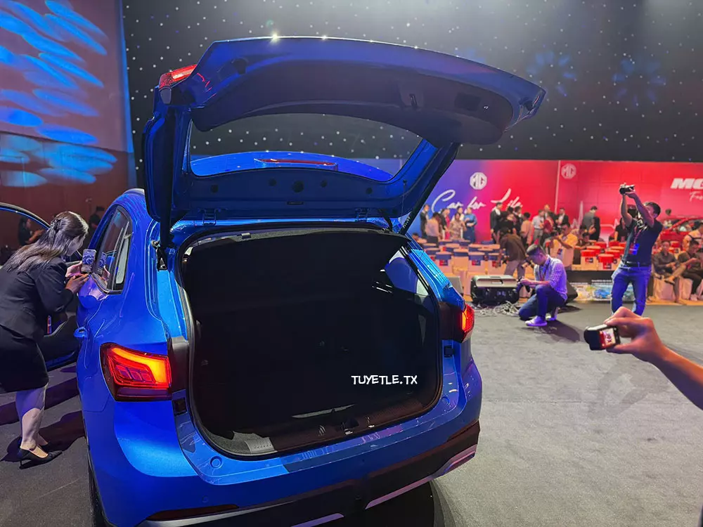 MG ZS thế hệ mới chính thức được giới thiệu tại Việt Nam, giá cao hơn đời cũ - Ảnh 9.