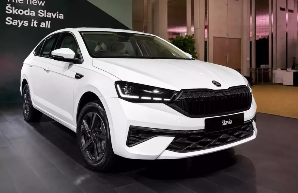 skoda-slavia-2027-4-2886 Sedan giá rẻ Skoda Slavia 2027 chính thức xuất xưởng, chuẩn bị ra mắt trong tháng này - Ảnh 7.