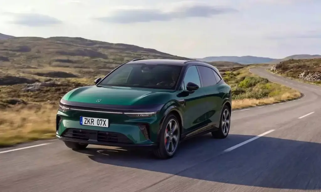 Zeekr 7X sắp bán ở Việt Nam ra mắt bản nâng cấp với phạm vi di chuyển dài hơn
